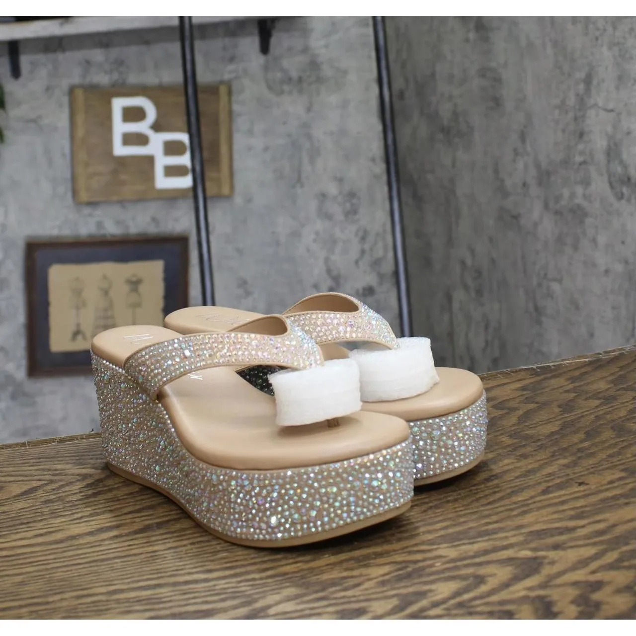 size:8.5-I.N.C women's shoes