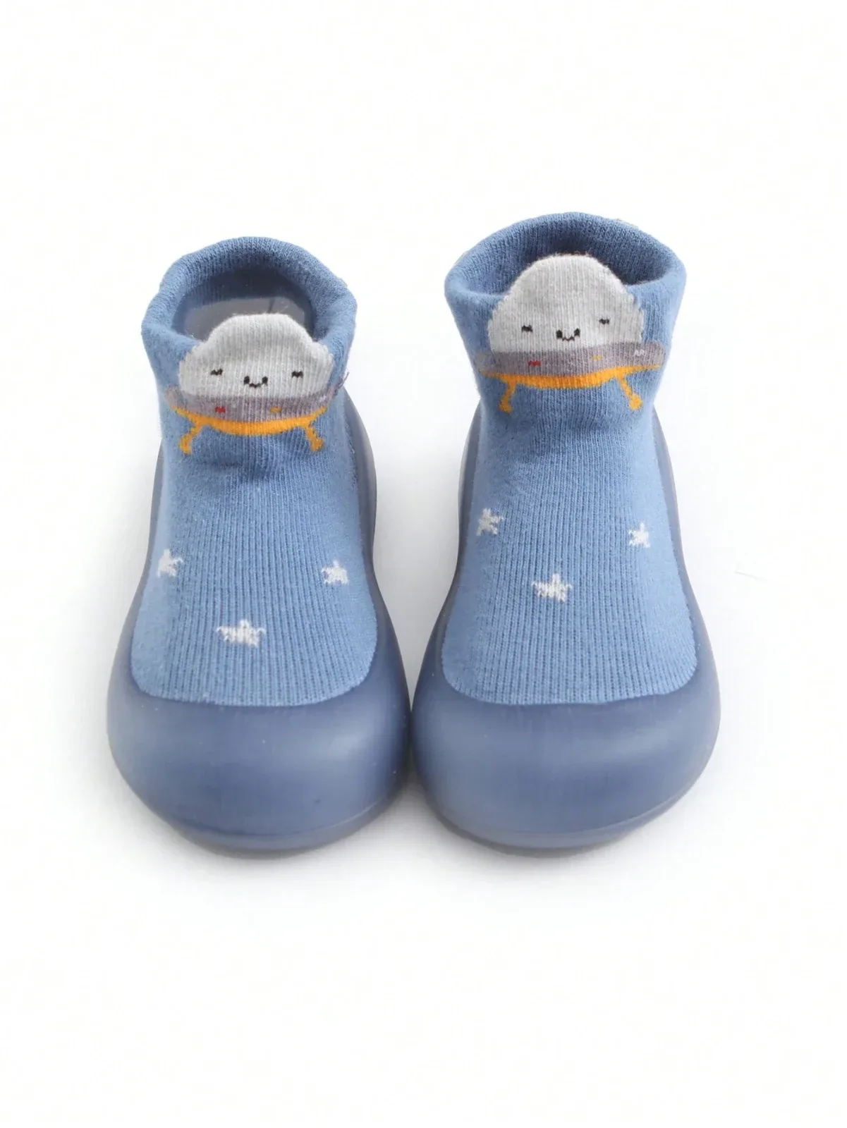 A pair of non-slip slippers for infants, soft-soled shoes with animal prints.