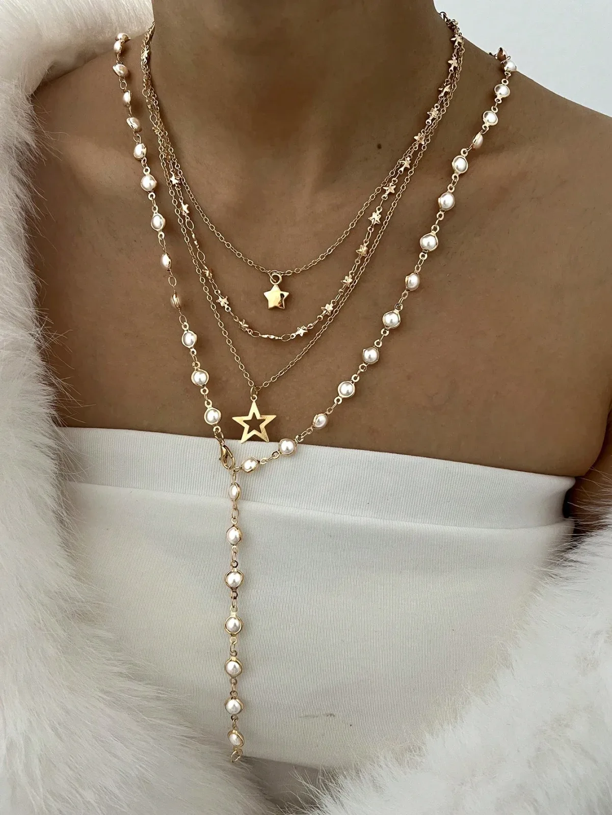 Women's necklace set