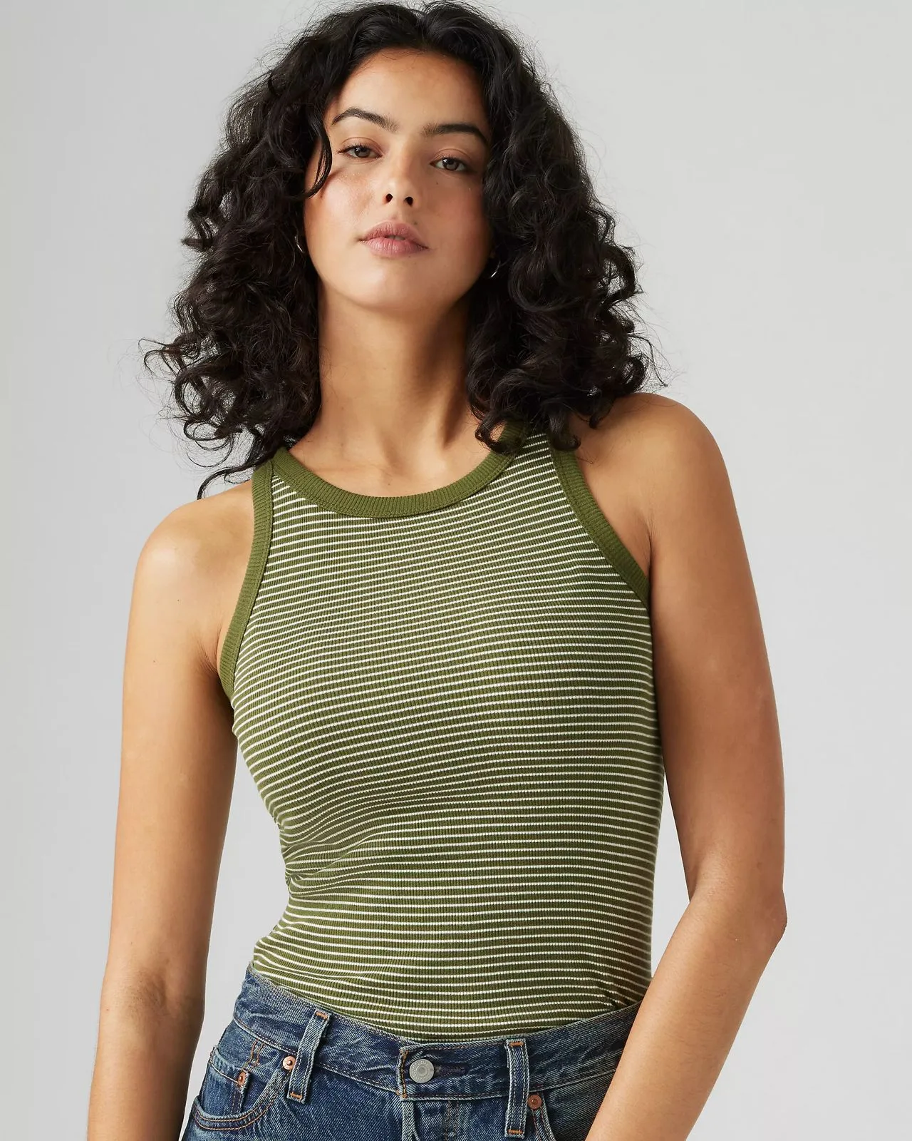 Size: XL-Levi’s ESSENTIAL RACER TANK TOP