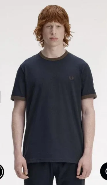 Size: M-Fred Perry Men's T-shirt