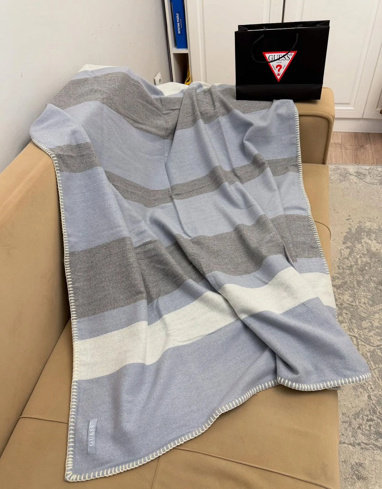 Guess Blanket 155cm*120cm