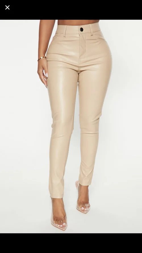 Size.M Fashion nova women's jeans