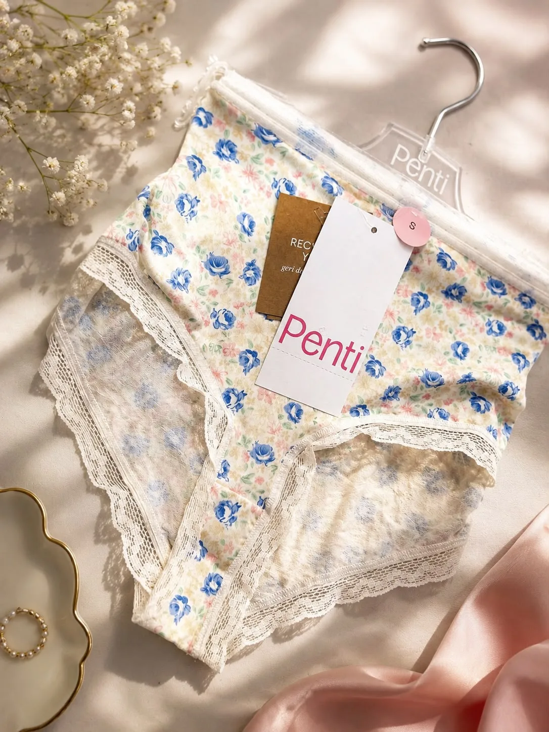 Size: S-Penti Women’s Underwear